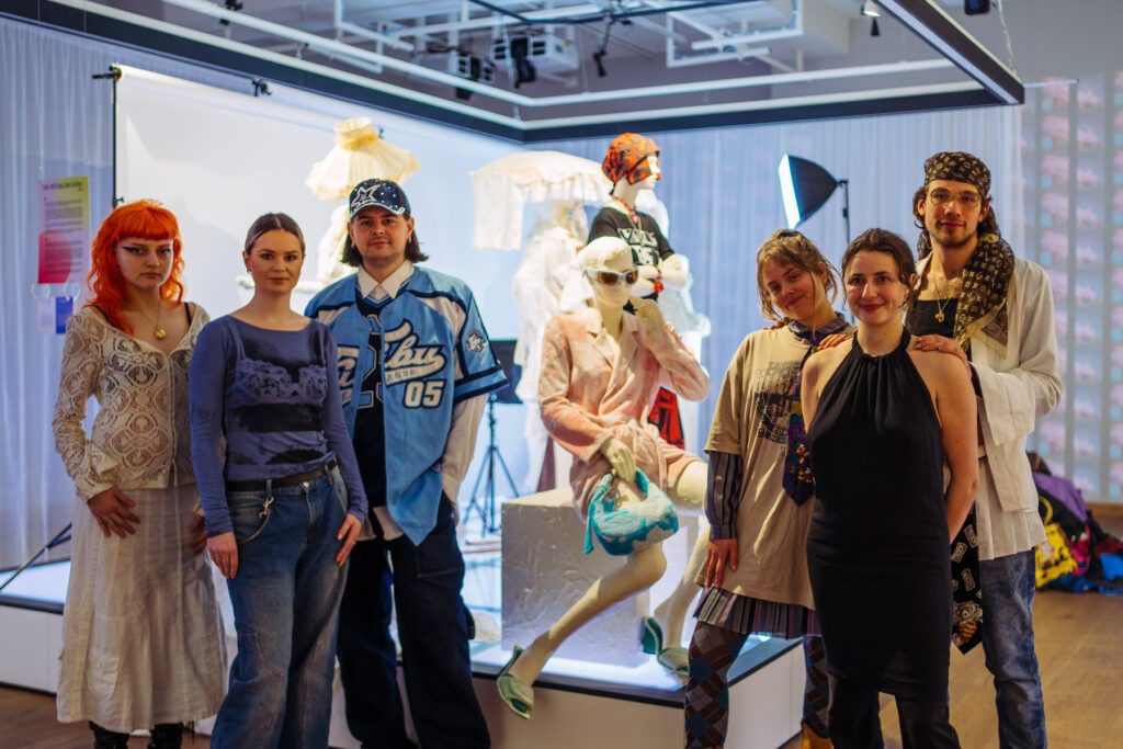 FFG-Museum04-The-Patchwork-Family---credits-Elzo-Bonam