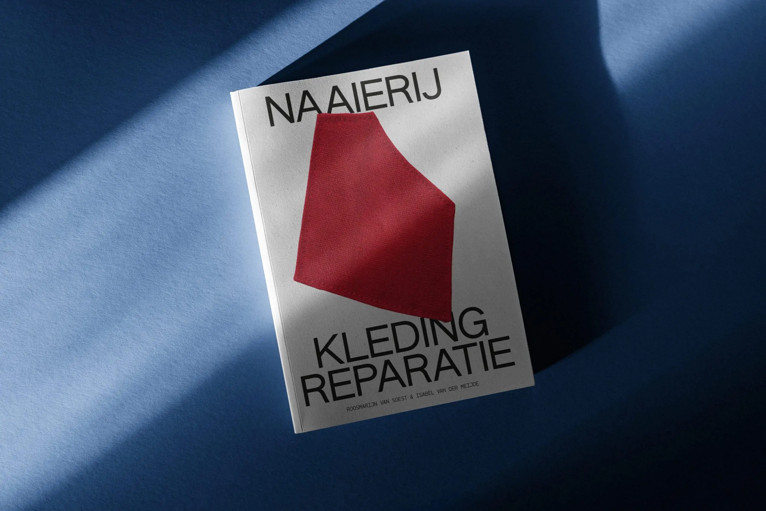 Naaierij_Boek_Cover_Mockup